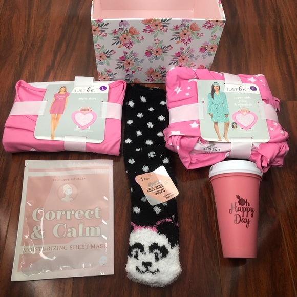 Gift box Set “Everything blooms in love” - Picture 3 of 8